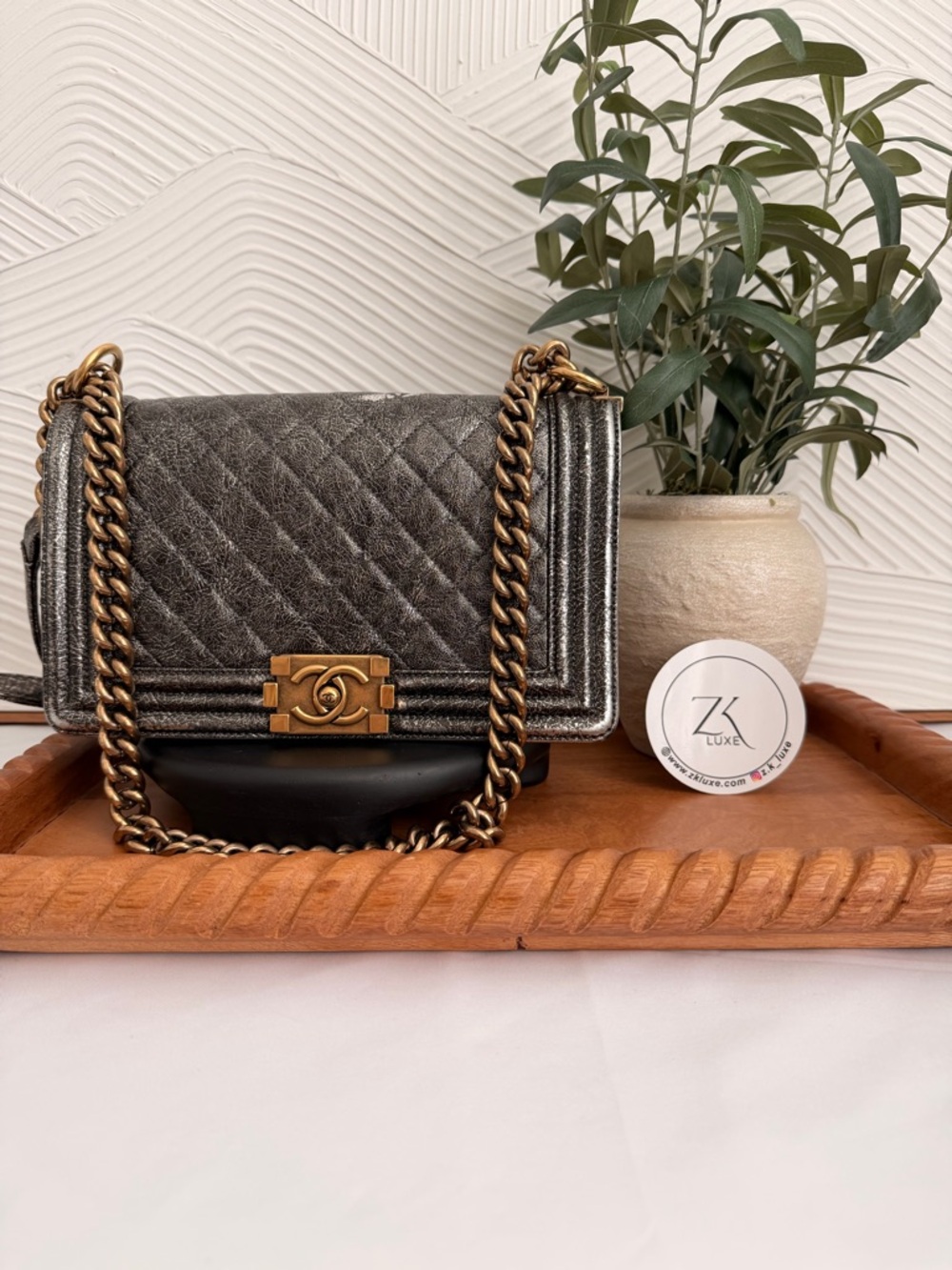 CHANEL Cracked Metallic Calfskin Quilted Boy Ba